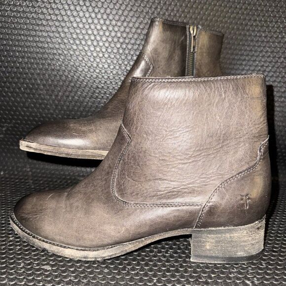 Frye Brooke Short Inside Zipper Brown Smoke Leather Bootie Women’s Size 7B - Picture 1 of 8